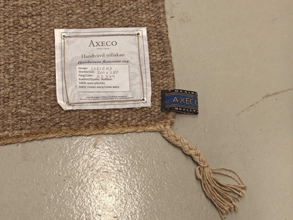 1564917-2 New handwoven Axeco Röllaka rug 200x280cm