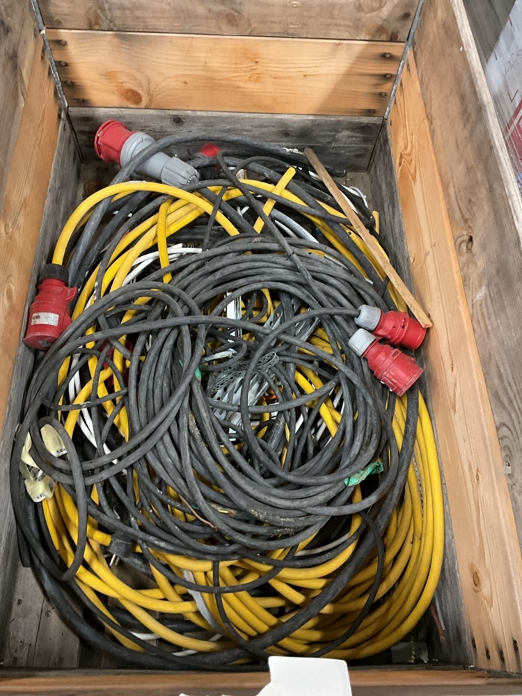 1473848-1 Pall med kabel