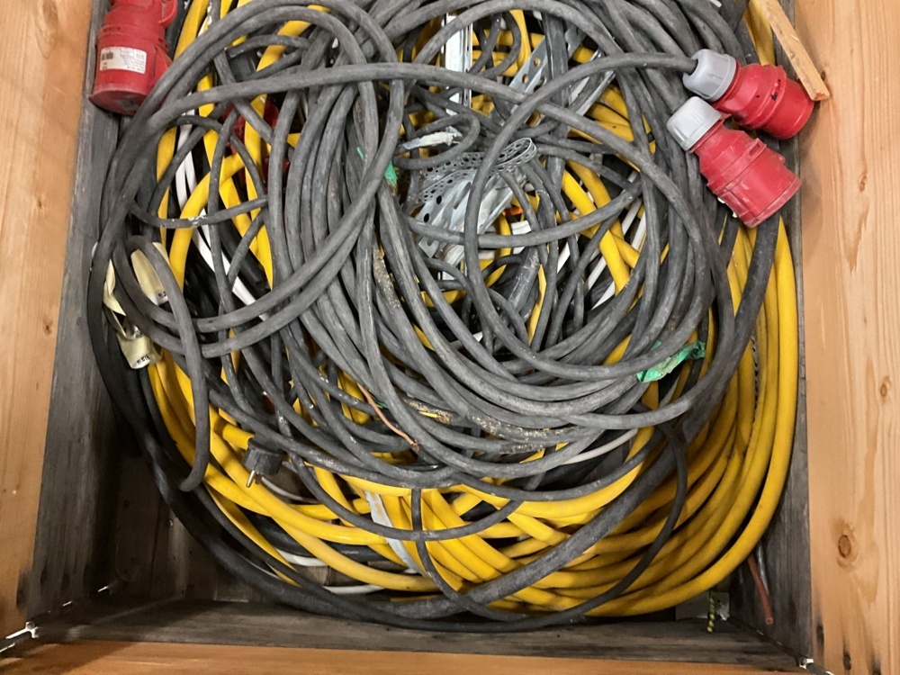 1473848-2 Pall med kabel