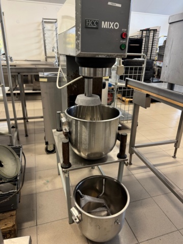1141748-6 Blandningsmaskin 20 l, Hackman Catertec (Björn)