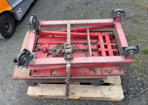 2 Lifting tables