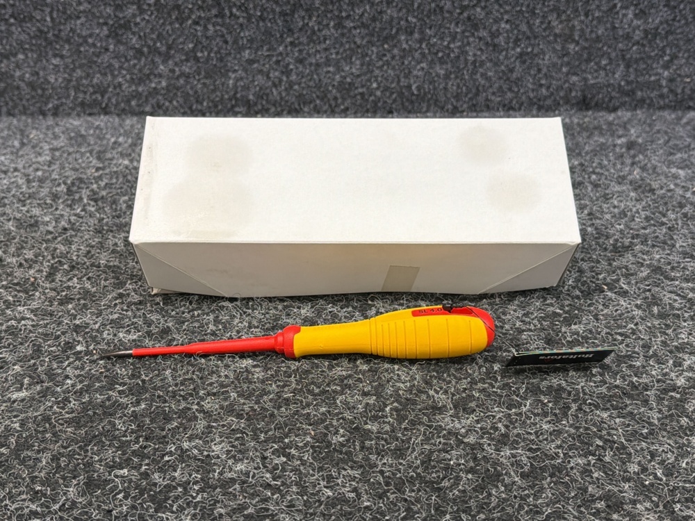 1603522-2 10 pcs VDE Slotted screwdrivers Hultafors 445065 0.8x4.0x100mm