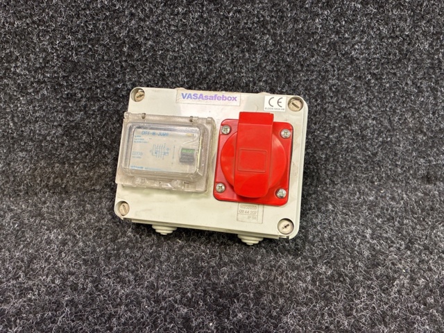 1602747-1 Uttagscentral VASAsafebox