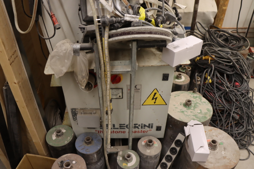 1603730-2 Wire saw Pellegrini TDI 25 + large batch of crowns and blades