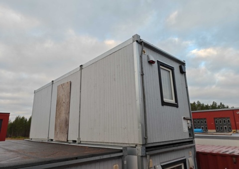 Crew shed OMT6DW