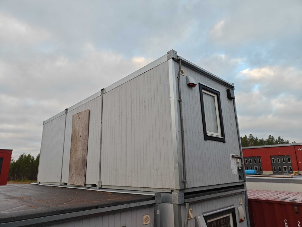 1484678-1 Crew shed OMT6DW