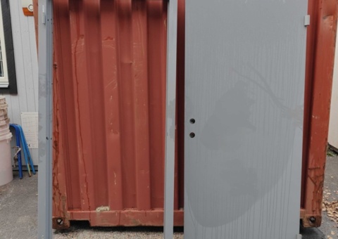 Steel door with frame 10x21