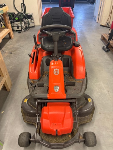 1600244-2 Gräsklippare med vagn - Husqvarna R214TC Comfort Edition, -2022