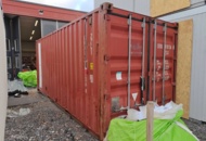 1484686 Insulated 20-foot container with contents