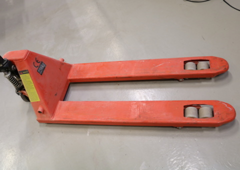 Pallet truck 2200 kg