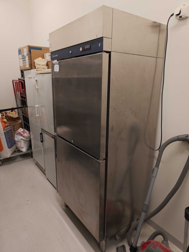 1581775-2 Frysskåp - Electrolux