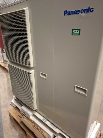 1602787-2 Luft-vatten-värmepump Panasonic Monoblock WH-MXC12J9E8