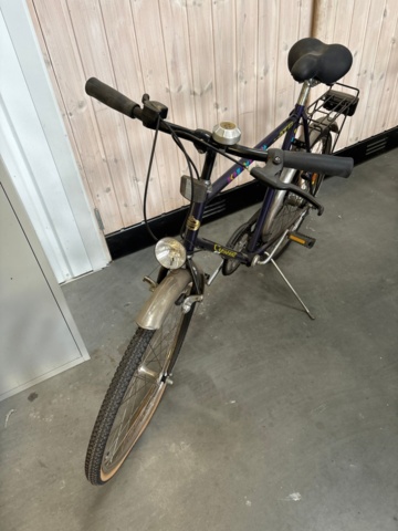 1600253-3 Cyklar 2 st och cykelkärra