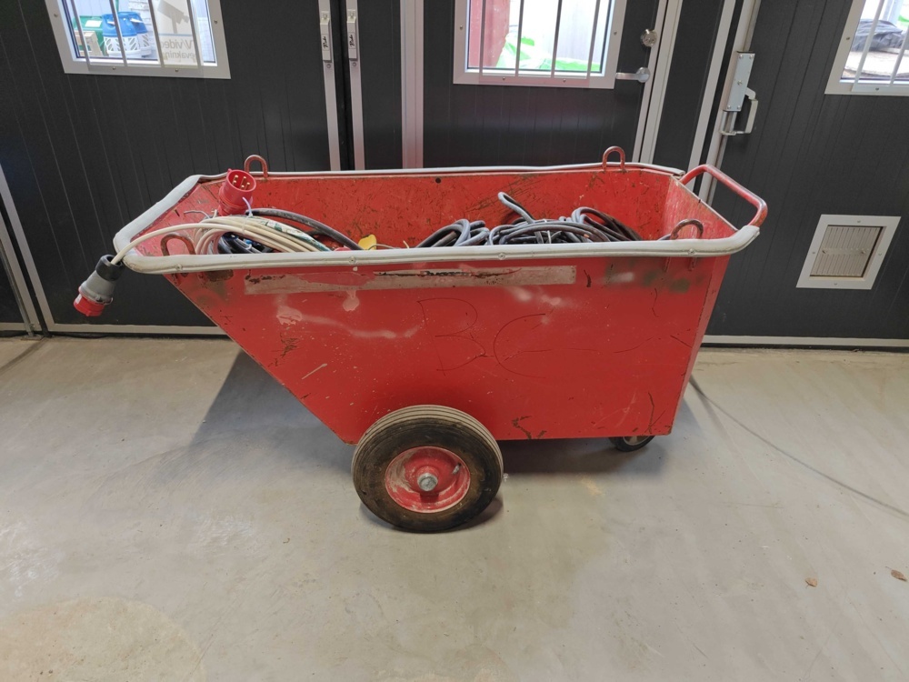 1484694-2 Material trolley Starke Arvid containing mixed cable
