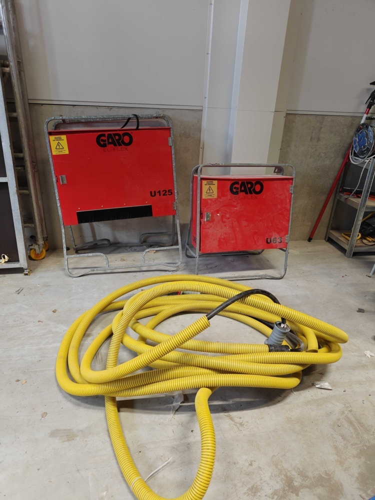 1484695-1 Electrical panels and patch cables