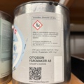 1600256-8 Hyllor 8 st samt parti oöppnad färg