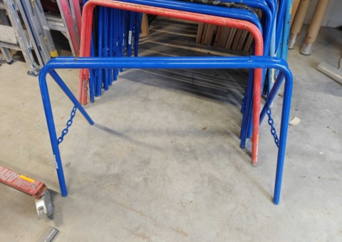 15 work trestles