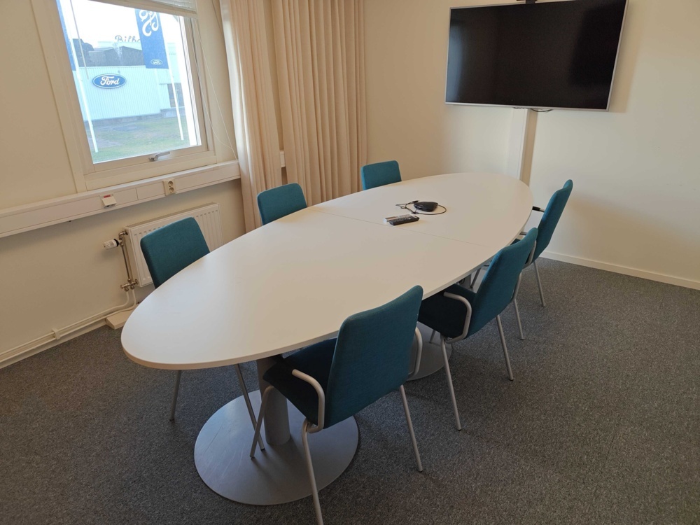 1484709-1 Furniture and TV for conference