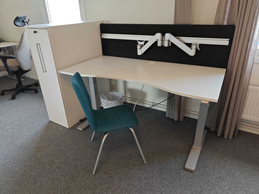 1484711-2 Office furniture Kinnarps