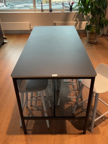 1548295-7 Barbord med 8 st barstolar