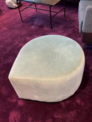 1548298-13 Loungemöblemang med soffa, fåtöljer, soffbord, sittpuff och matta - Coalesse