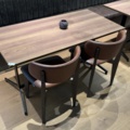 1548301-2 Lunchrumsmöblemang - hörnsoffa, bord, stolar, pendellampor m.m. - deNonna, Normann Copenhagen m.fl