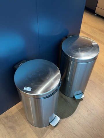 1548305-1 Pedalhinkar/avfallskärl 2 st i rostfritt stål - Brabantia