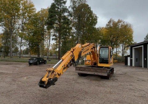 Bandgrävare med redskap - Hyundai Robex 140LCD-7