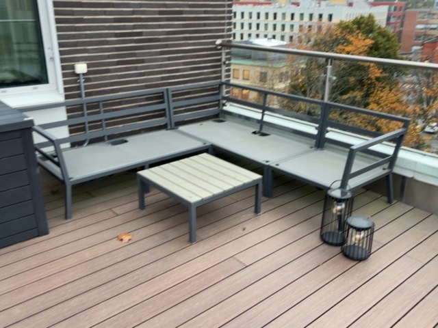 1548319-3 Soffgrupp för utomhusbruk med förvaringsbox, loungebord och ljuslyktor