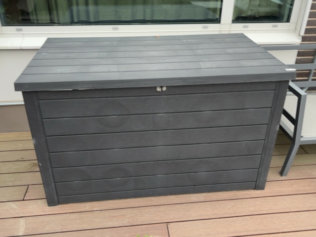 1548319-8 Soffgrupp för utomhusbruk med förvaringsbox, loungebord och ljuslyktor