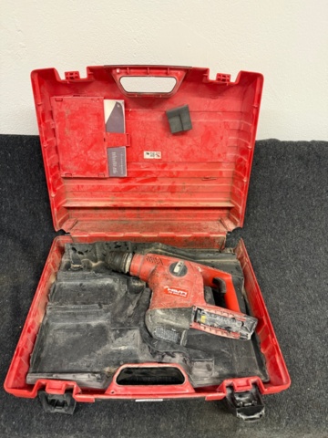 1352351-1 Bilningsmaskin, Hilti TE300-A36 (saknar batteri och laddare)