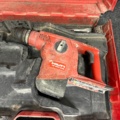 1352351-3 Bilningsmaskin, Hilti TE300-A36 (saknar batteri och laddare)