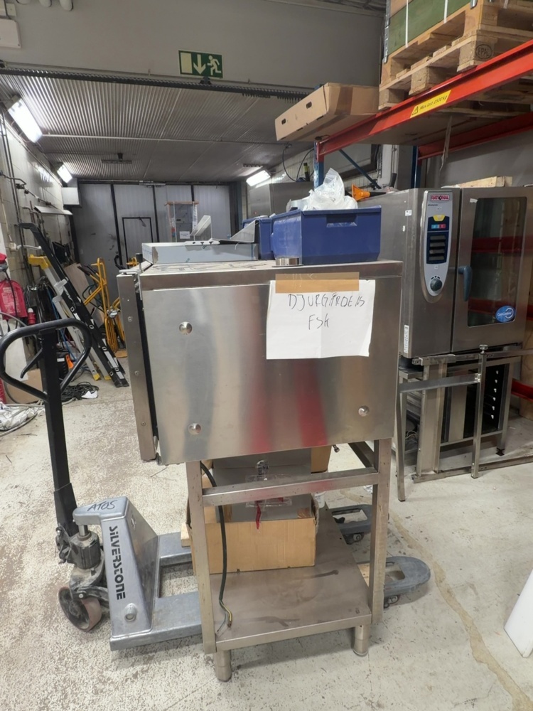 1575076-2 Storköksugn - Zanussi med bänk