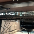 1548324-5 Kontorsarbetsplats med elektriskt skrivbord och 2 bildskärmar med tillbehör - HÅG / Dell