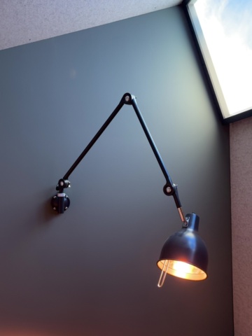 1548329-5 Bord med integrerat eluttag och vägglampa - Örsjö