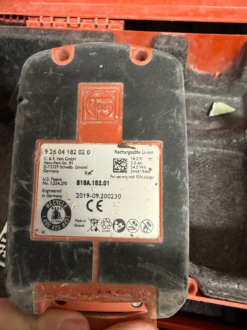 1352361-4 Fein Multimaster, laddare saknas