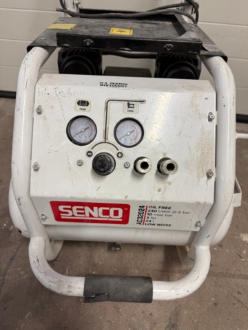 1352364-2 Senco Kompressor AC32024 10bar 24l