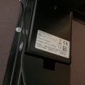 1548334-4 Kontorsarbetsplats med 2 st monitorer, elektriskt skrivbord m.m.