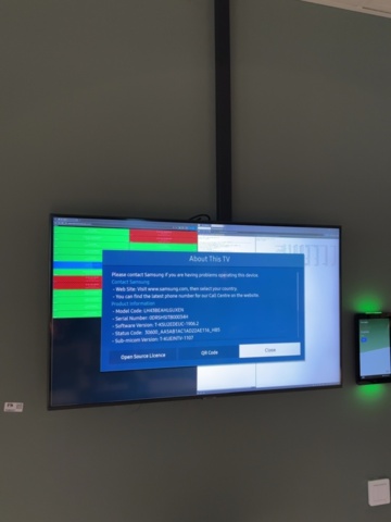 1548337-1 Smart-TV 43” med väggfäste - Samsung