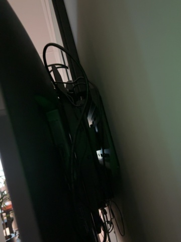 1548337-4 Smart-TV 43” med väggfäste - Samsung