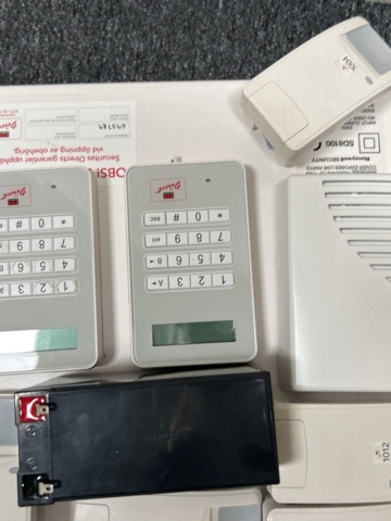 1545122-4 Larmsystem och övervakningskameror - Honeywell Security SD8100