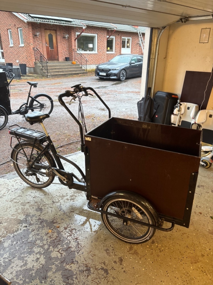 1588763-1 Elektrisk lastcykel med lastbox - Cargobike  FlexBox