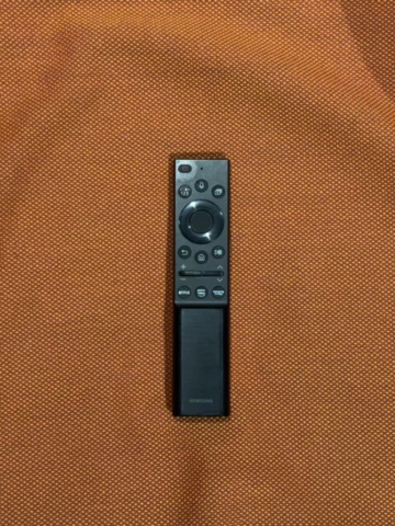1548339-7 Smart-TV 85” Samsung - med specialbyggd mediamöbel