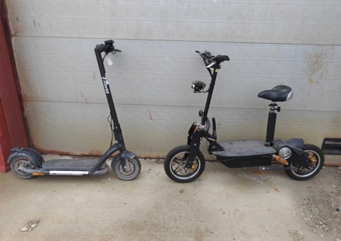 Electric scooters 2 pcs (repair object)
