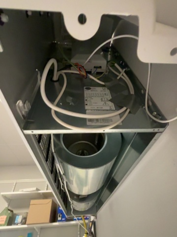1548347-7 Fläktkonvektor med kondensvattenpump och kringutrustning - Kinnan CH-CVB
