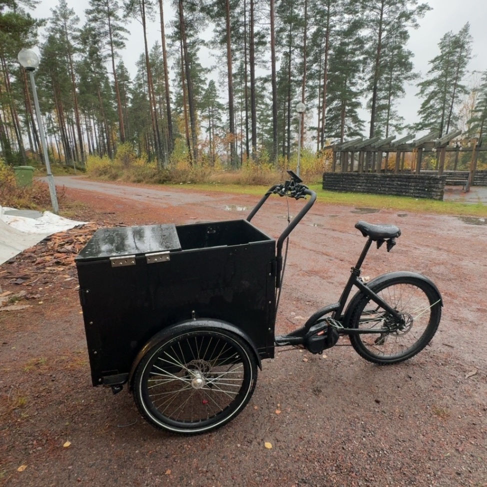 1588764-1 Elektrisk lastcykel med lastbox - Cargobike Delight Box
