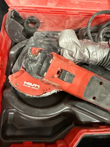 1352347-3 Hilti Väggslip  DG-EX 125/5"