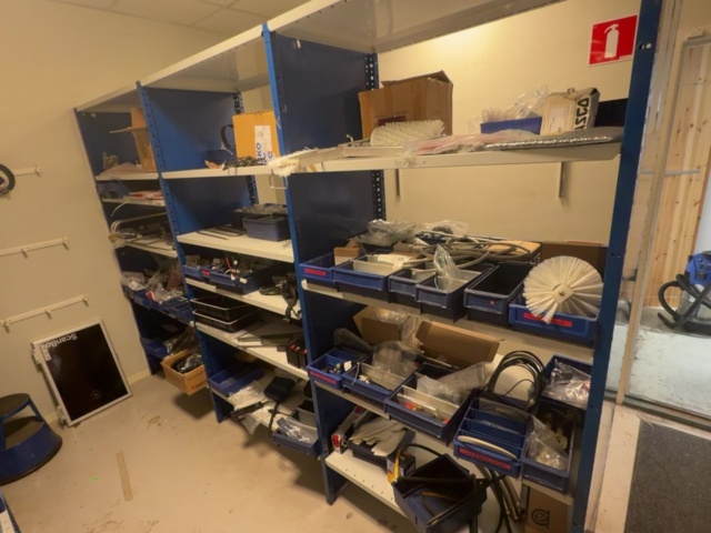 1575095-2 Larger batch of spare parts for commercial kitchens - 4 shelf sections