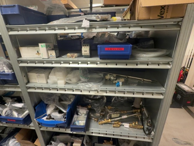 1575095-4 Larger batch of spare parts for commercial kitchens - 4 shelf sections