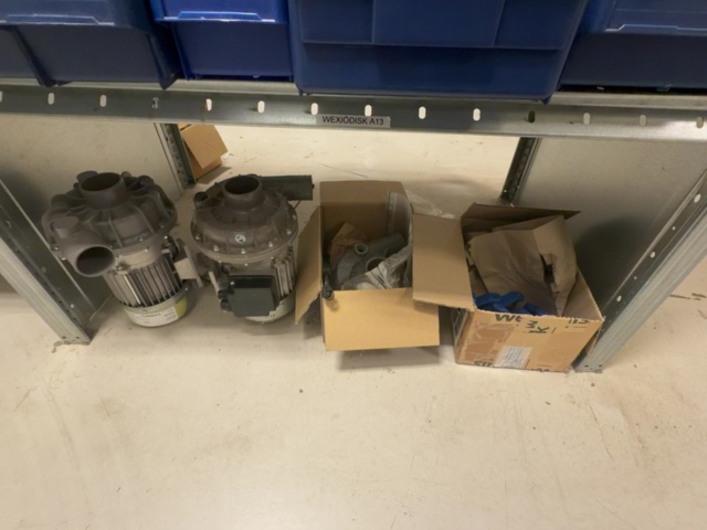 1575095-6 Larger batch of spare parts for commercial kitchens - 4 shelf sections